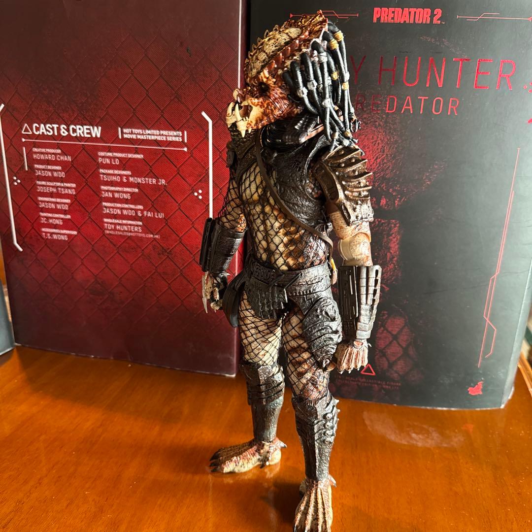 プレデター　ホットトイズ　シティハンター プレデター2