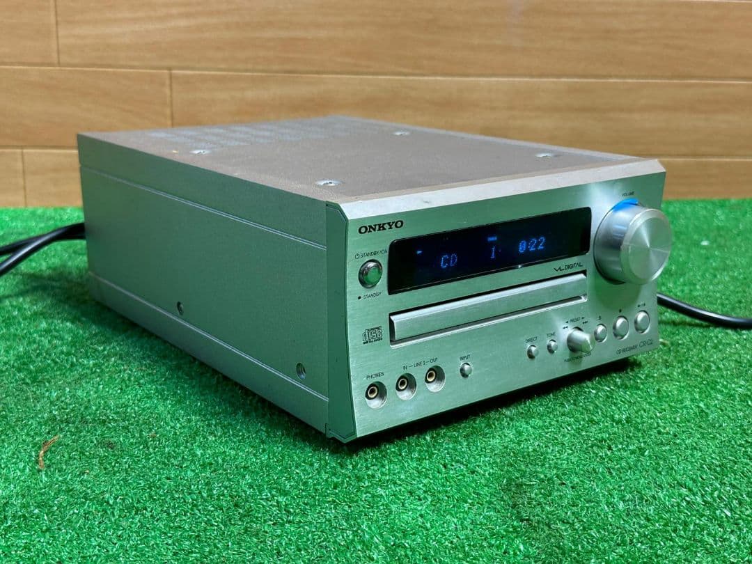 ONKYO オンキヨ― CDプレーヤーCR-D2デジタル