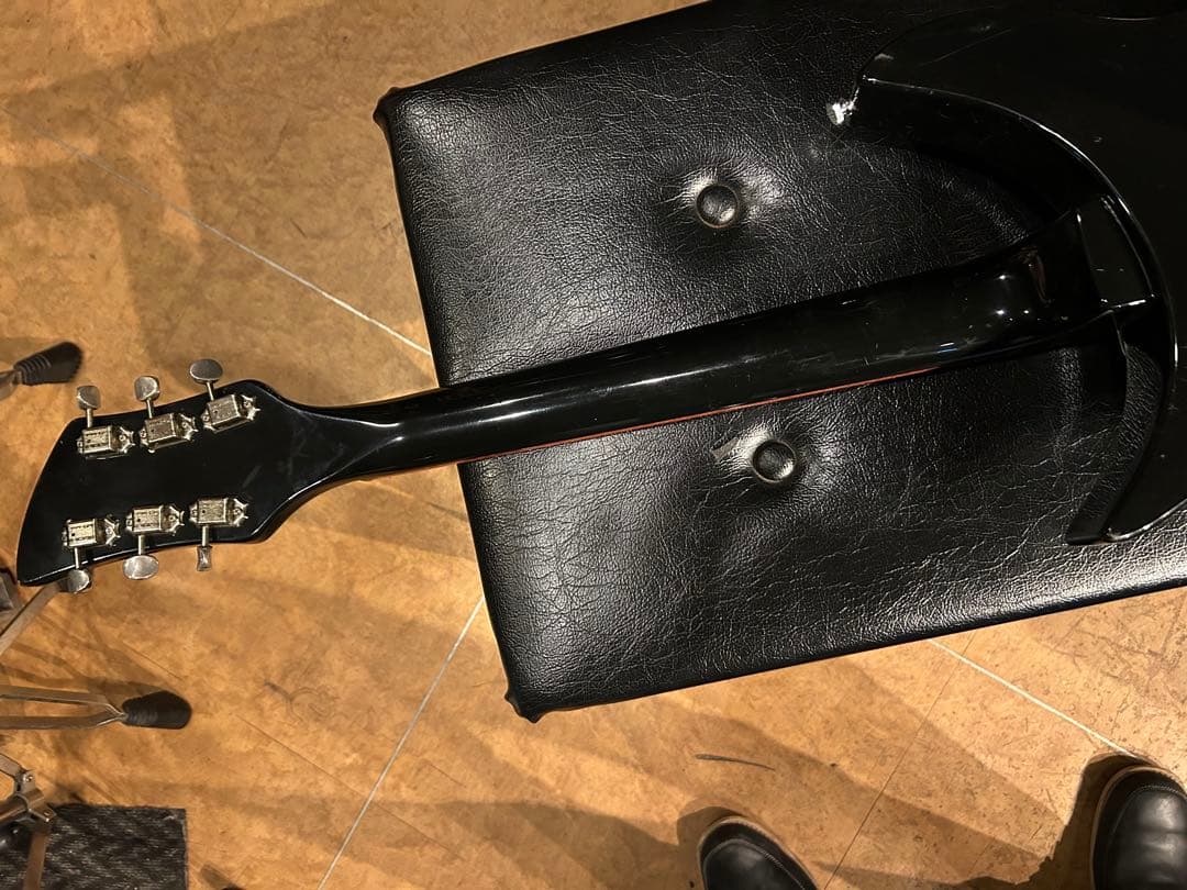 【1996年製】Rickenbacker 325