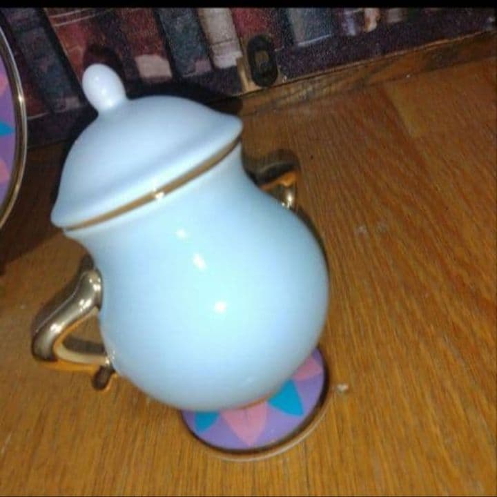 美少女と野獣　ポット夫人　チップ　皿　スプーン　フォーク