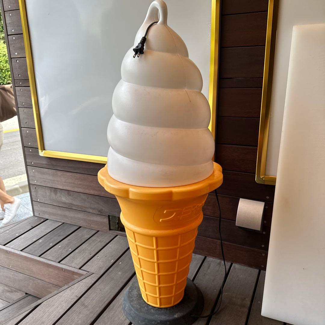 スジャータ ソフトクリームディスプレイ 大型