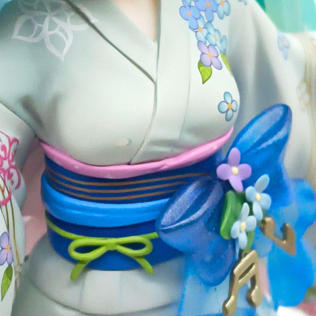 フリュー 初音ミク 真夏花火 1/7 フィギュア