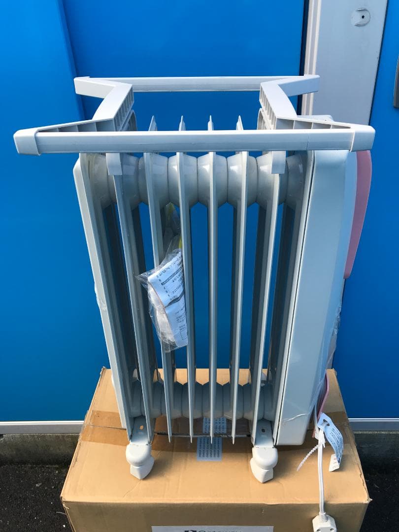 Delonghi デロンギ オイル ヒーター H770812EFS-SP ピンク