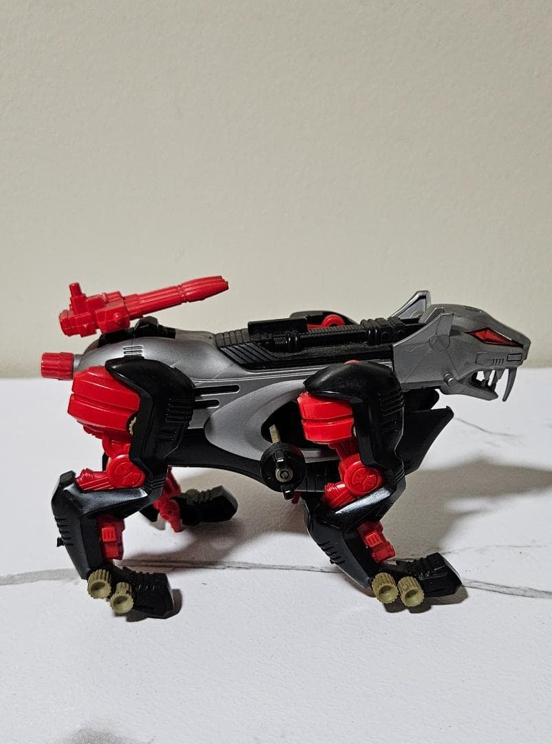 旧メカ生体ゾイド ライジャー（ライオン型）