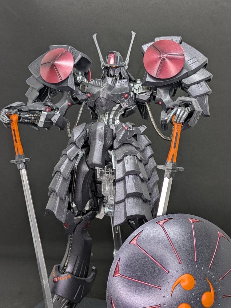 ボークス IMS 1/100 バッシュ・ザ・ブラックナイト 塗装済み完成品