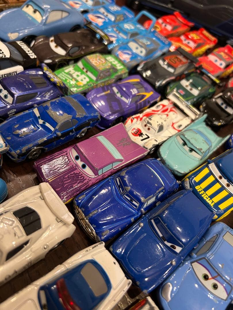 最終値下げ❤︎カーズまとめ売り82台　ブック付き