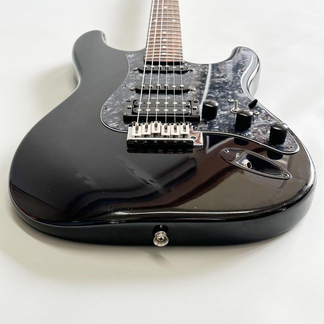 【美品】Squier Stratcaster Standard BLK Sケース