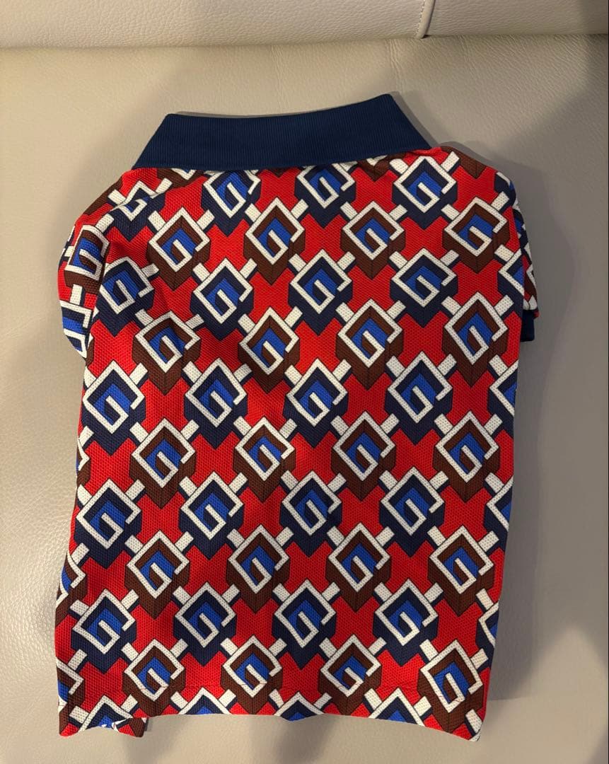 グッチ　GUCCI　犬用ウェア　Mサイズ　新品未使用　G レッド　ブルー