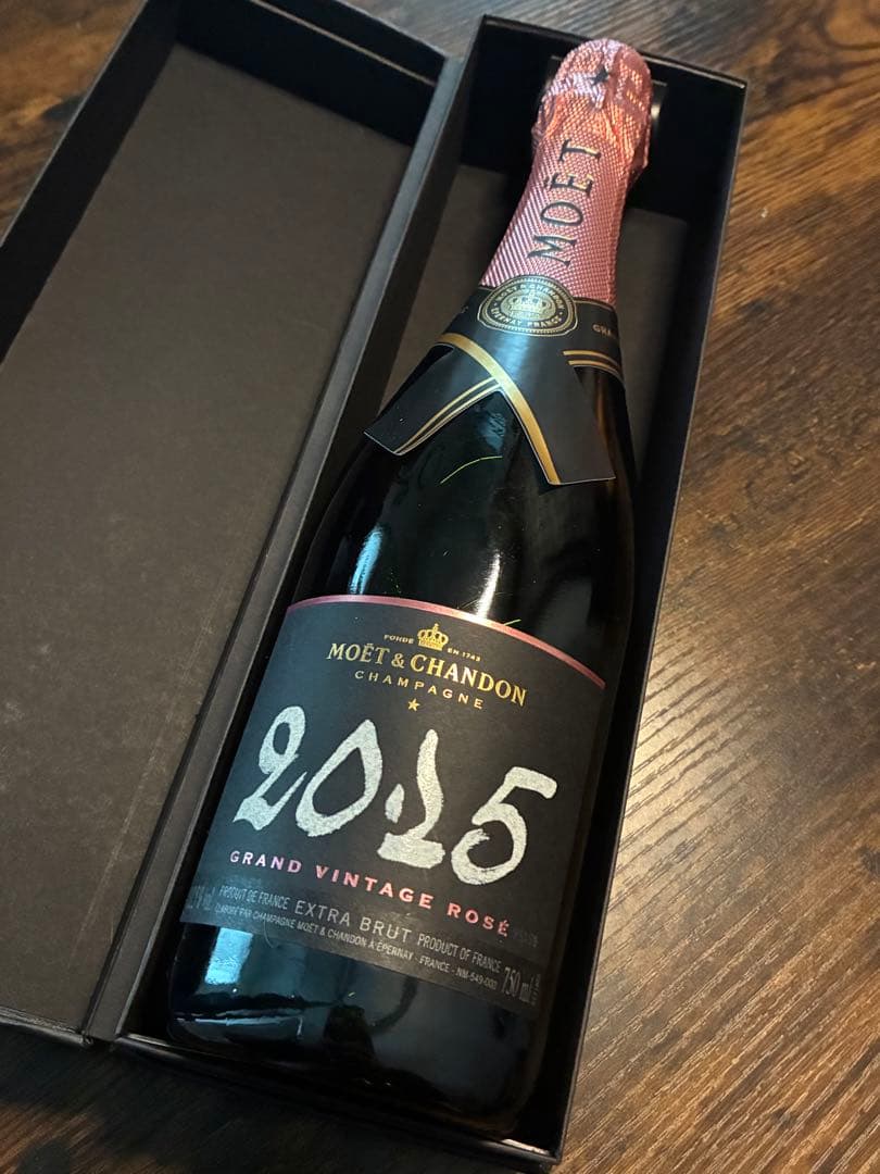未開封正規品✴︎モエ・エ・シャンドングランヴィンテージロゼ2025ギフトボックス付