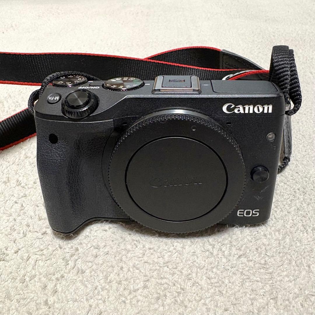 《中古》Canon EOS M3 ダブルレンズキット＋別売りレンズ付属品付き