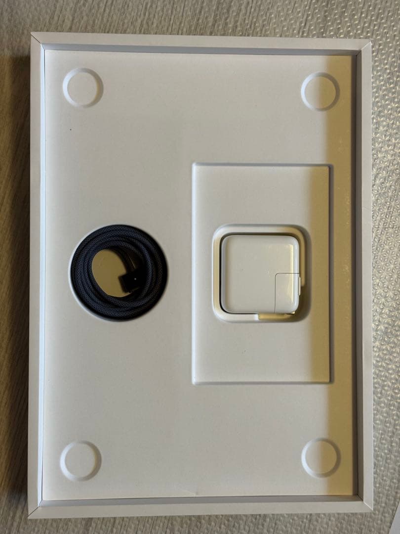 MacBook air M2 ミッドナイト