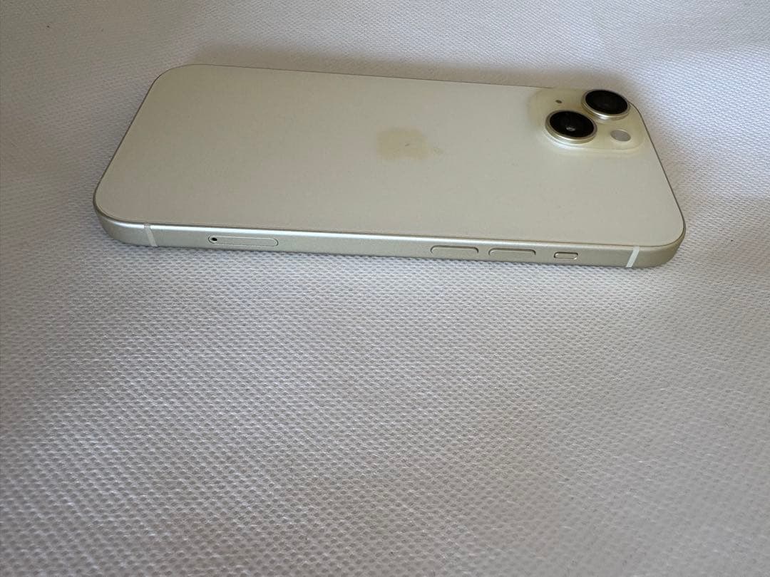 【中古 美品】iPhone15 128GB イエロー SIMフリー