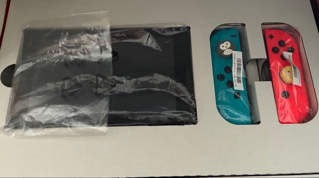 Nintendo Switch 本体　ブルーライトカットフィルム・ＳＤカード付