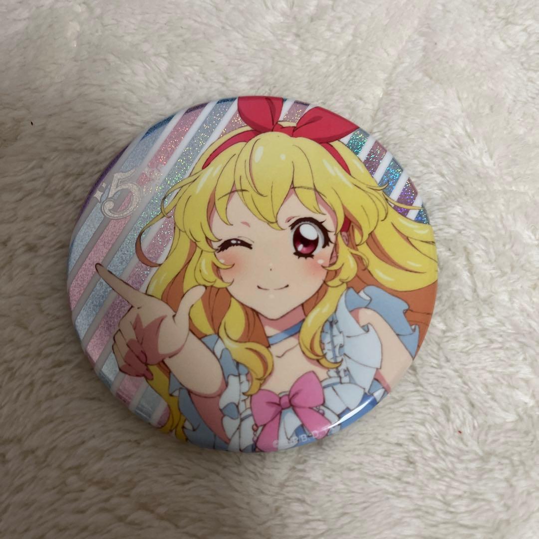 アイカツ 5th フェス　グリッター缶バッジ 星宮いちご