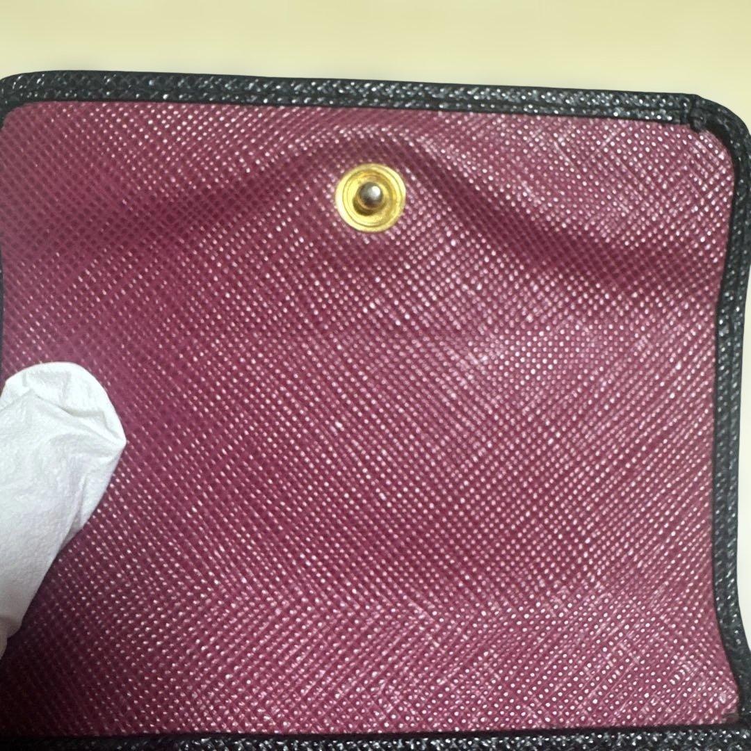 PRADA 三つ折り財布 黒