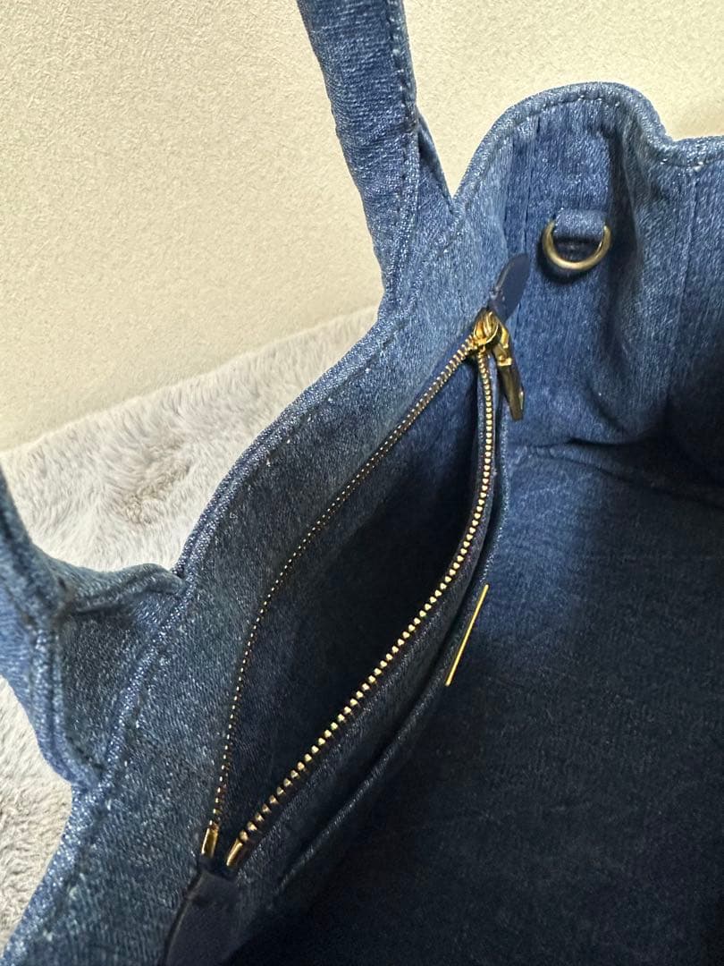 美品 PRADA カナパ 2WAYバッグ TUサイズ デニムブルー系1BG439