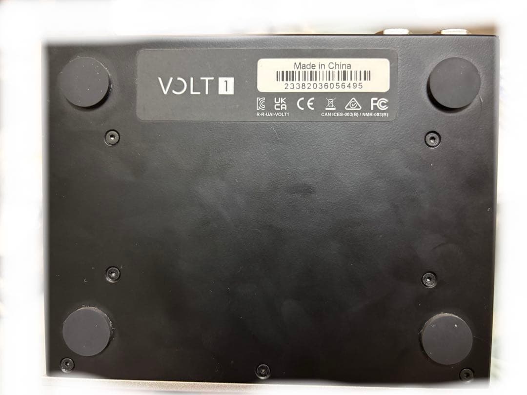 VOLT 1 オーディオインターフェイス