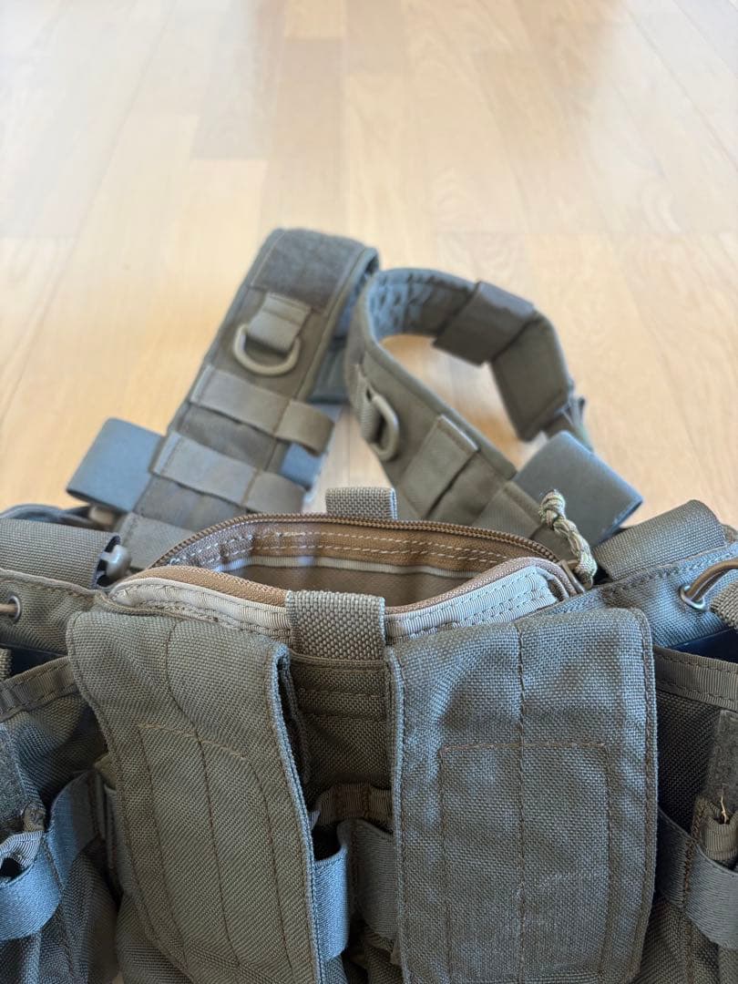 【廃盤品】VOLK TACTICAL GEAR チェストリグ　実物