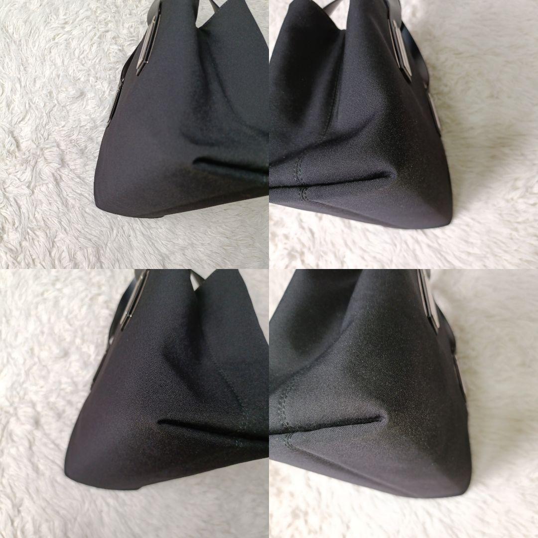 美品■Salvatore Ferragamo ハンドバッグ ブラック 人気モデル