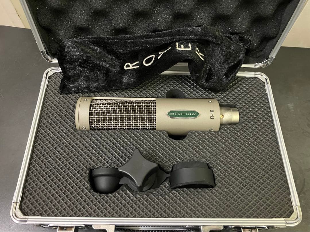 Royer Labs R-10 リボンマイク