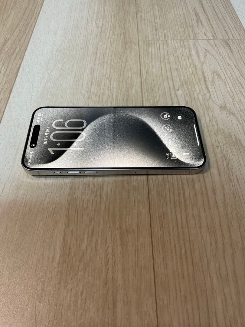 iPhone 15 ProMax 256GB ホワイトチタニウム　即購入可