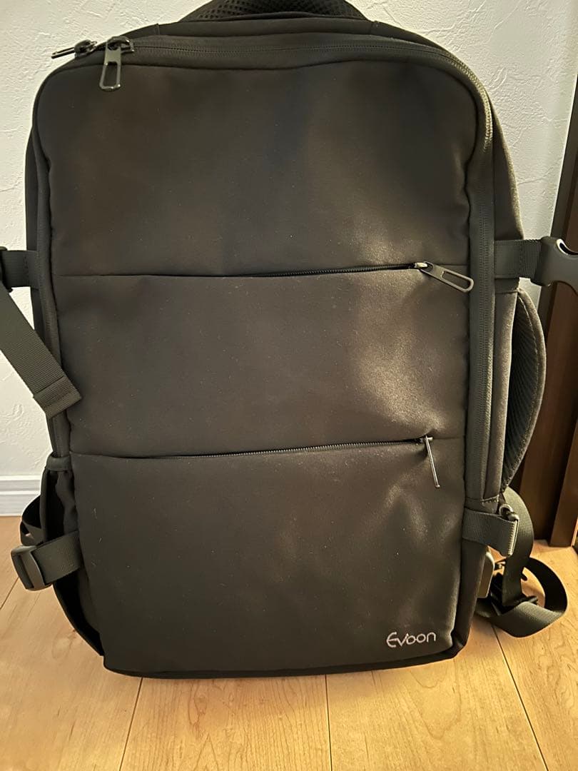 Evoon マルチビジネスリュック2.0・容量20L~拡張時35L