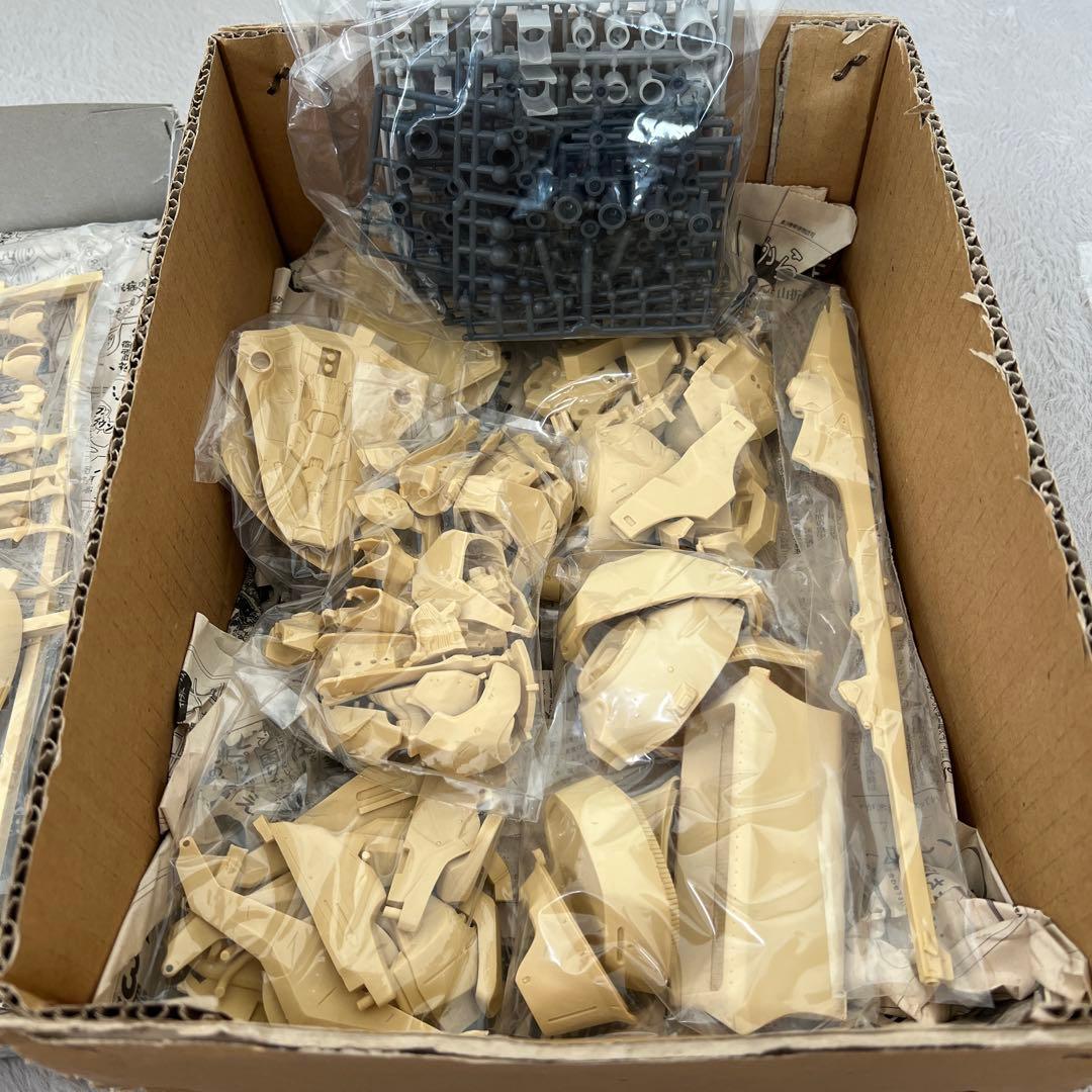 激レア VOLKS レッドミラージュ ブーメランユニット フル装備【未組立】