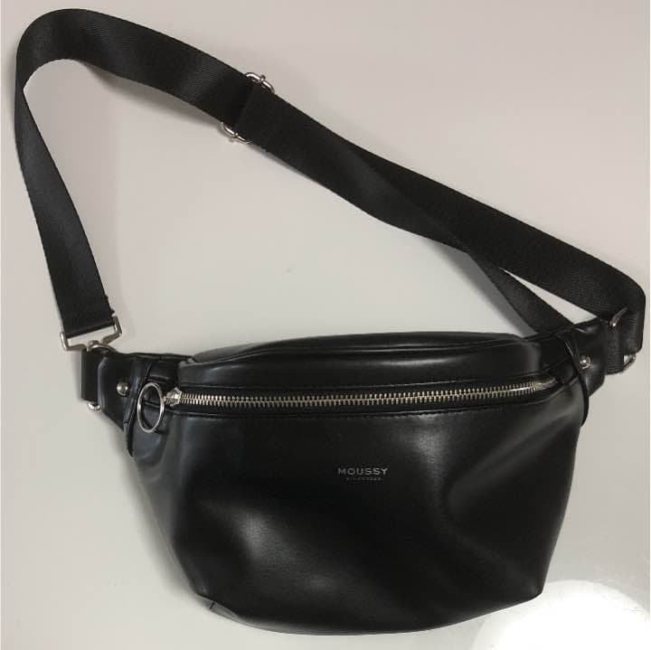 moussy 大人気ウエストポーチ