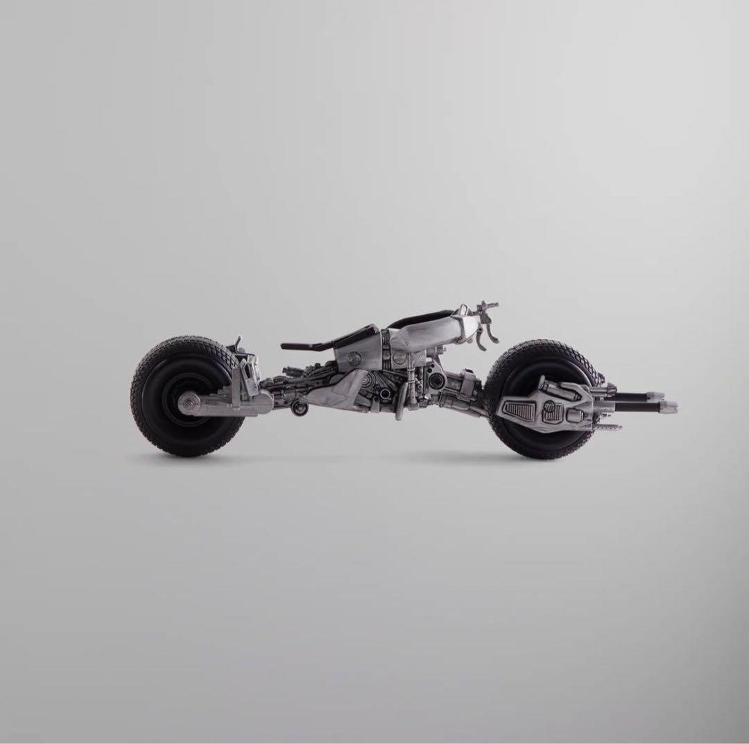 アメコミ kith Batman The Noble Collection Batpod