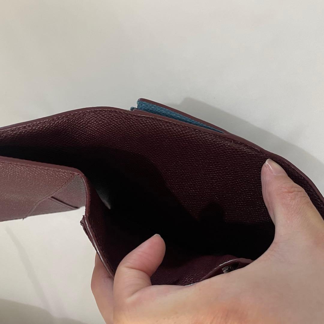 【未使用級】ブルガリ 三つ折り 財布 ロゴ サークル レザー 水色 ボルドー