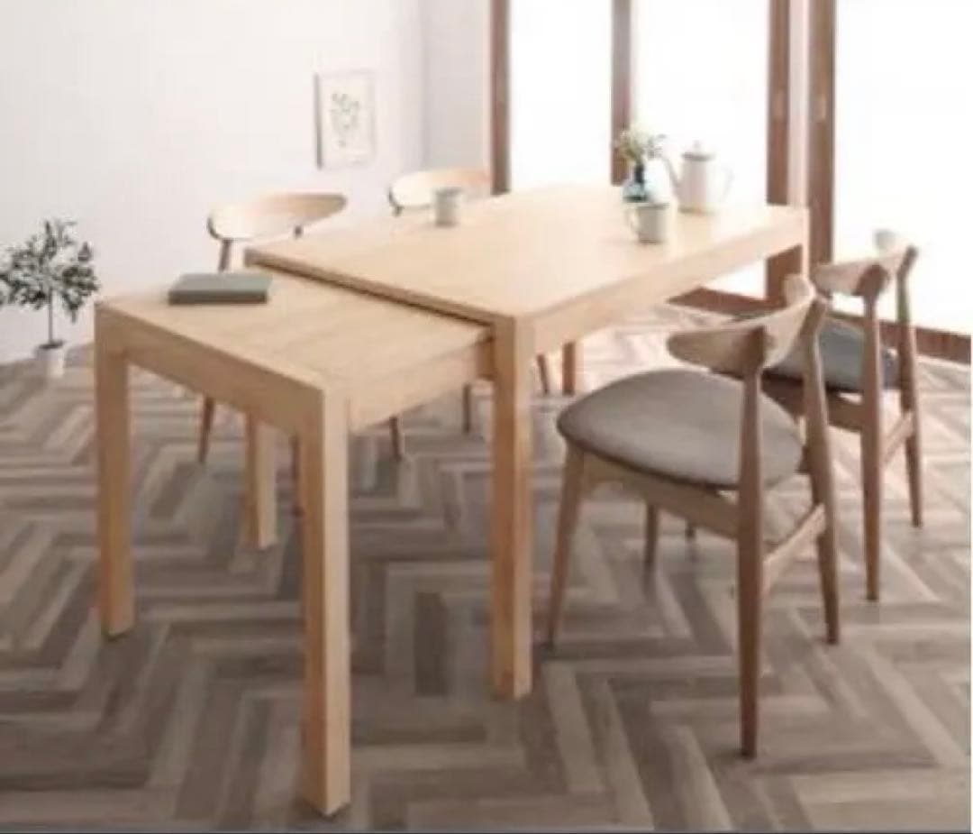 SORA 北欧デザイン 伸縮式ダイニングテーブル W135-235