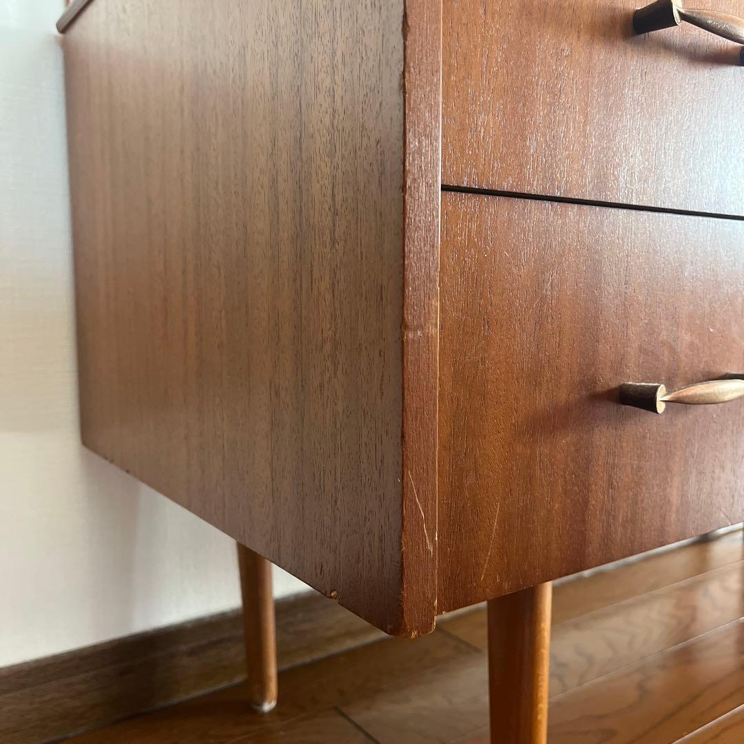 イギリス　ヴィンテージ チェスト　サイドボード