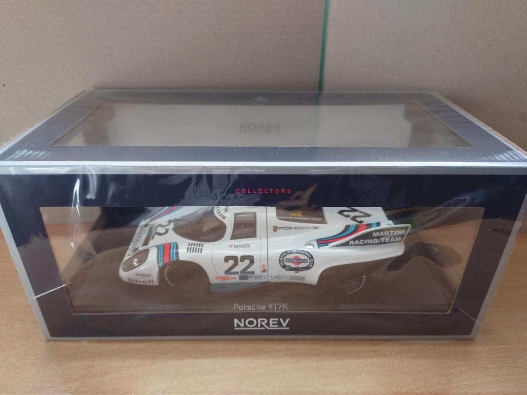 1/18 ポルシェ917K 1971 ル・マン優勝 #22 ノレブ製ミニカー