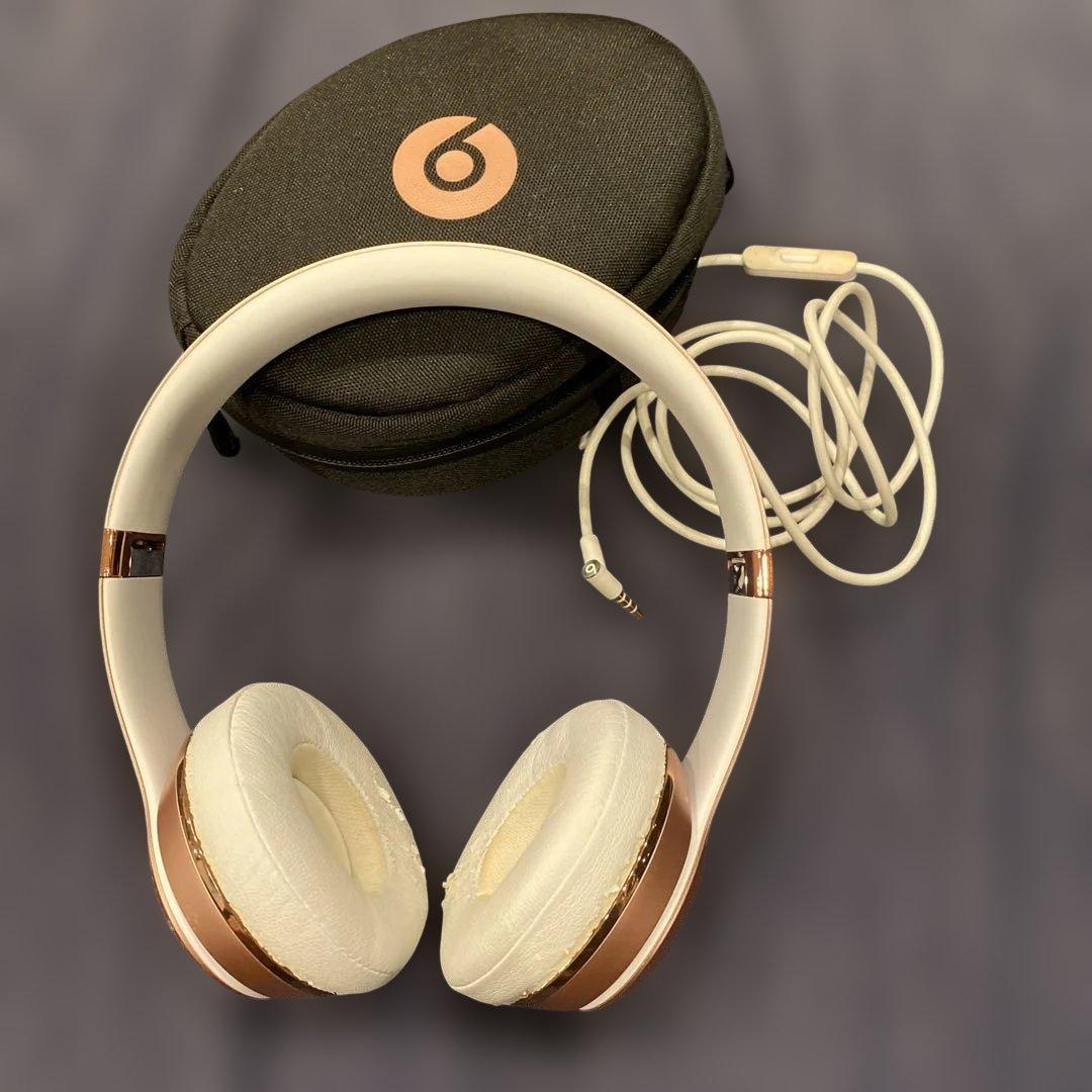 ブルートゥースヘッドホン Beats Solo3 ワイヤレス　ローズゴールド