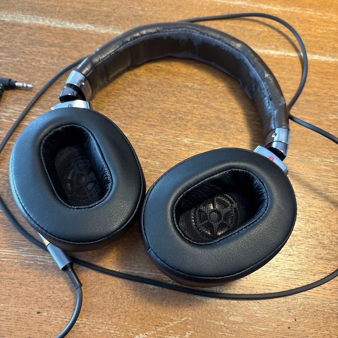 中古　SONY MDR-1A 有線ヘッドホン シルバー
