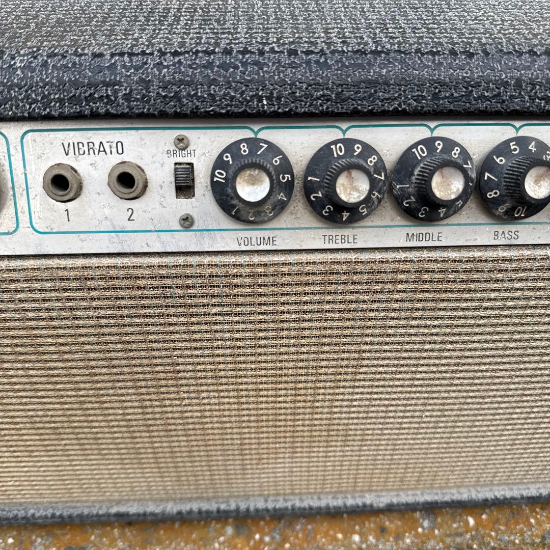 Guyatoneアンプ　TOKYOサウンド