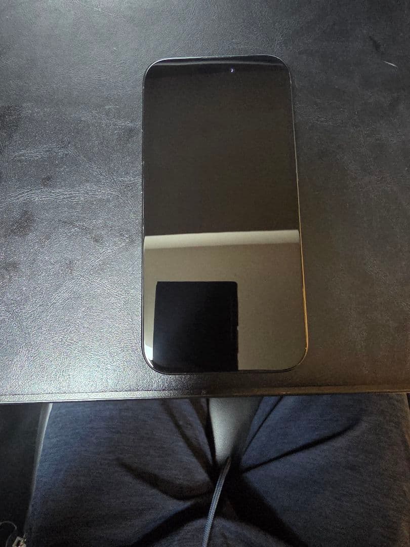 Apple iPhone 16 スペースグレー 本体（TR）