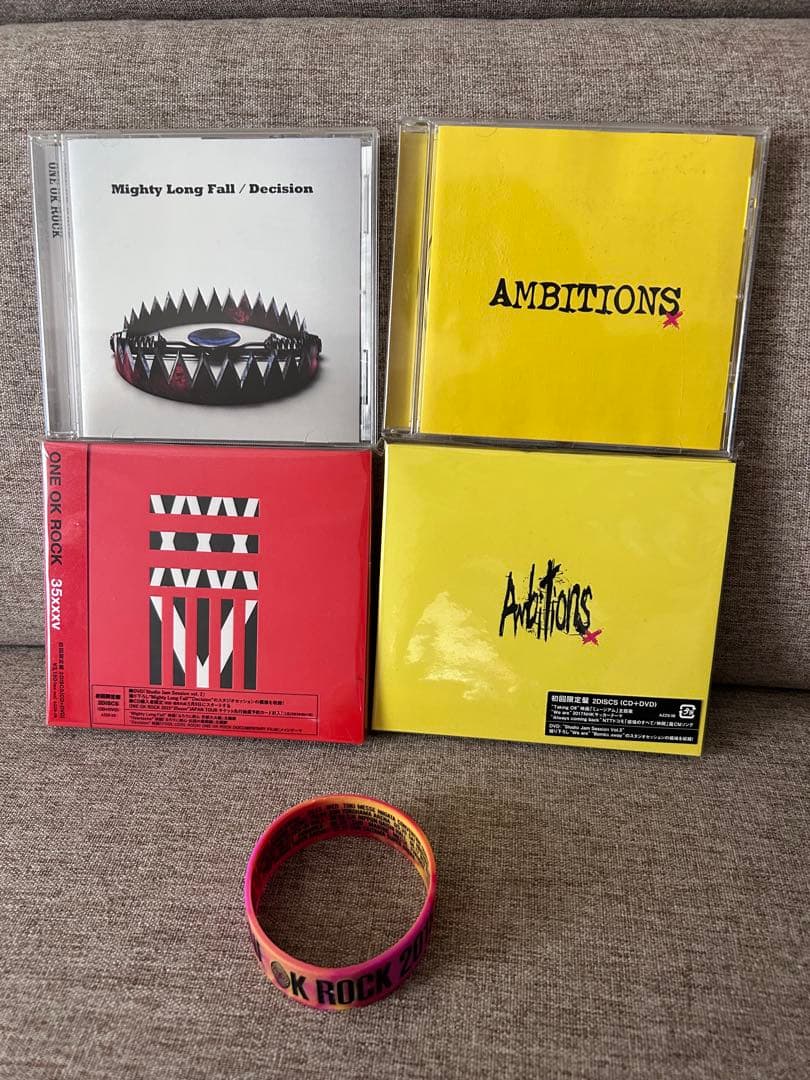 ONE OK ROCK Tシャツ、タオル、ラバーバンド、CD まとめ売り