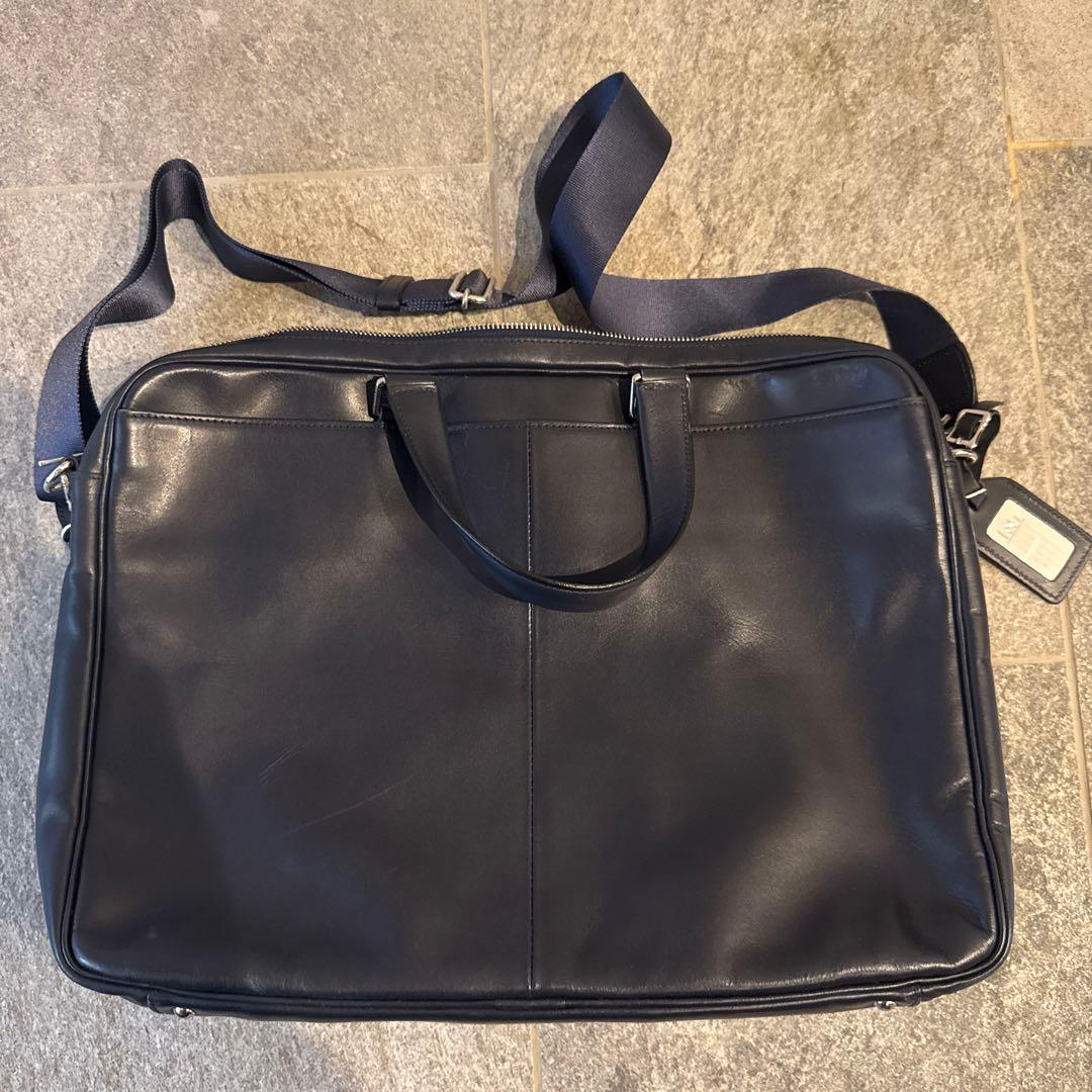 黒レザー ビジネスバッグ 3ポケット