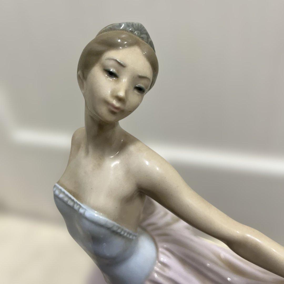 リヤドロ　No.05050 踊る少女