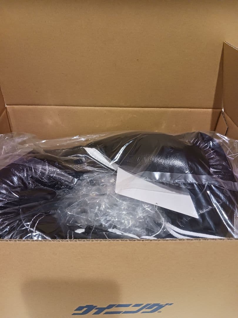 Winning グローブ 16オンス ひも式 ブラック