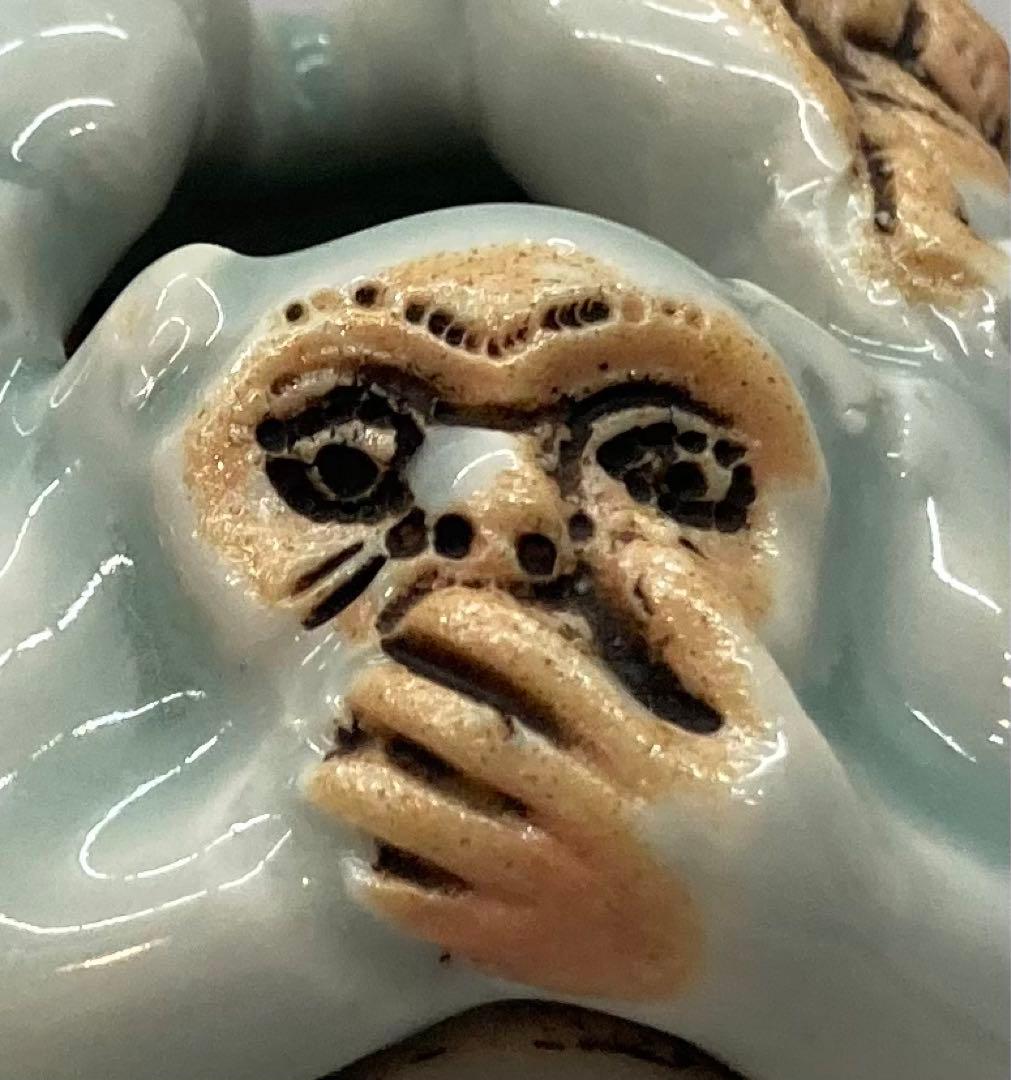 B149s  「青磁  胡孫香炉」3猿　見猿　言わ猿　聞か猿　香道具　茶道具