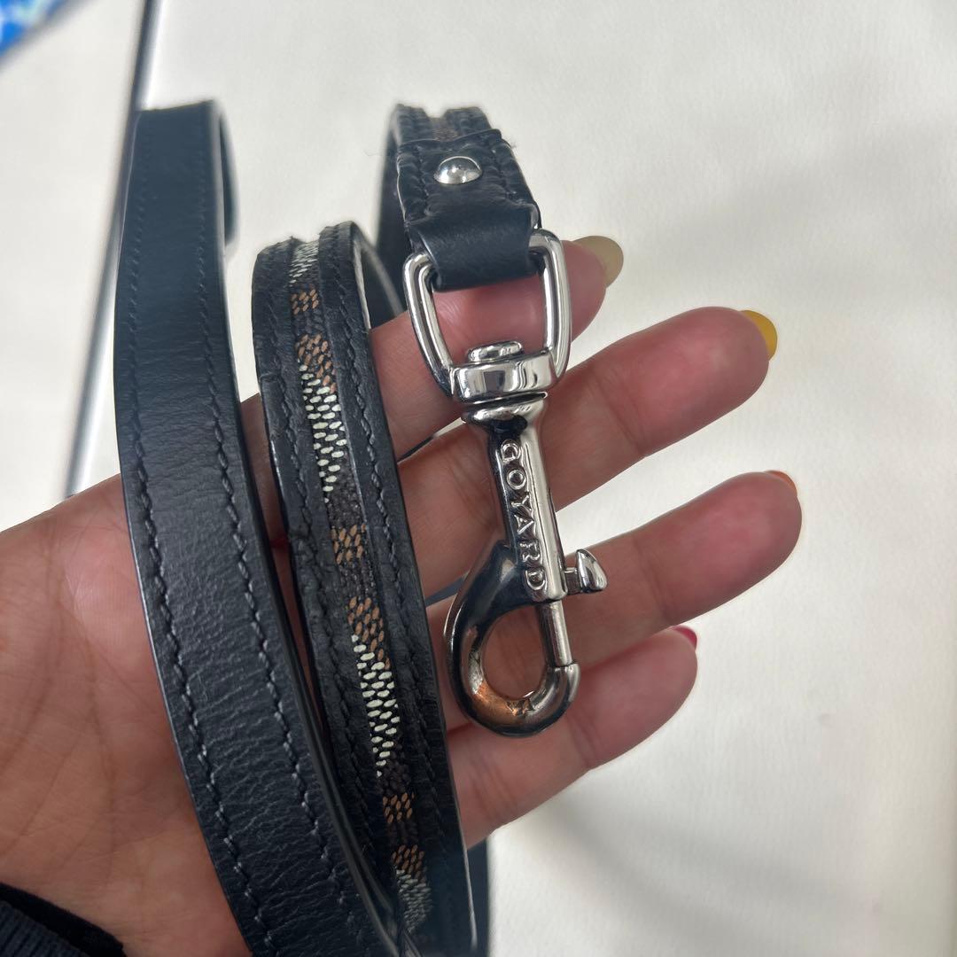 ゴヤール　レザー製 ブラック 犬用リード デザイン