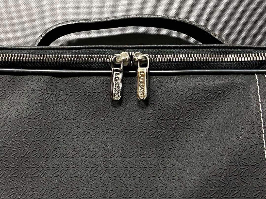 ロエベ キャリーケース 旅行カバン 黒 アナグラム ブリーフ レザーPVC機内