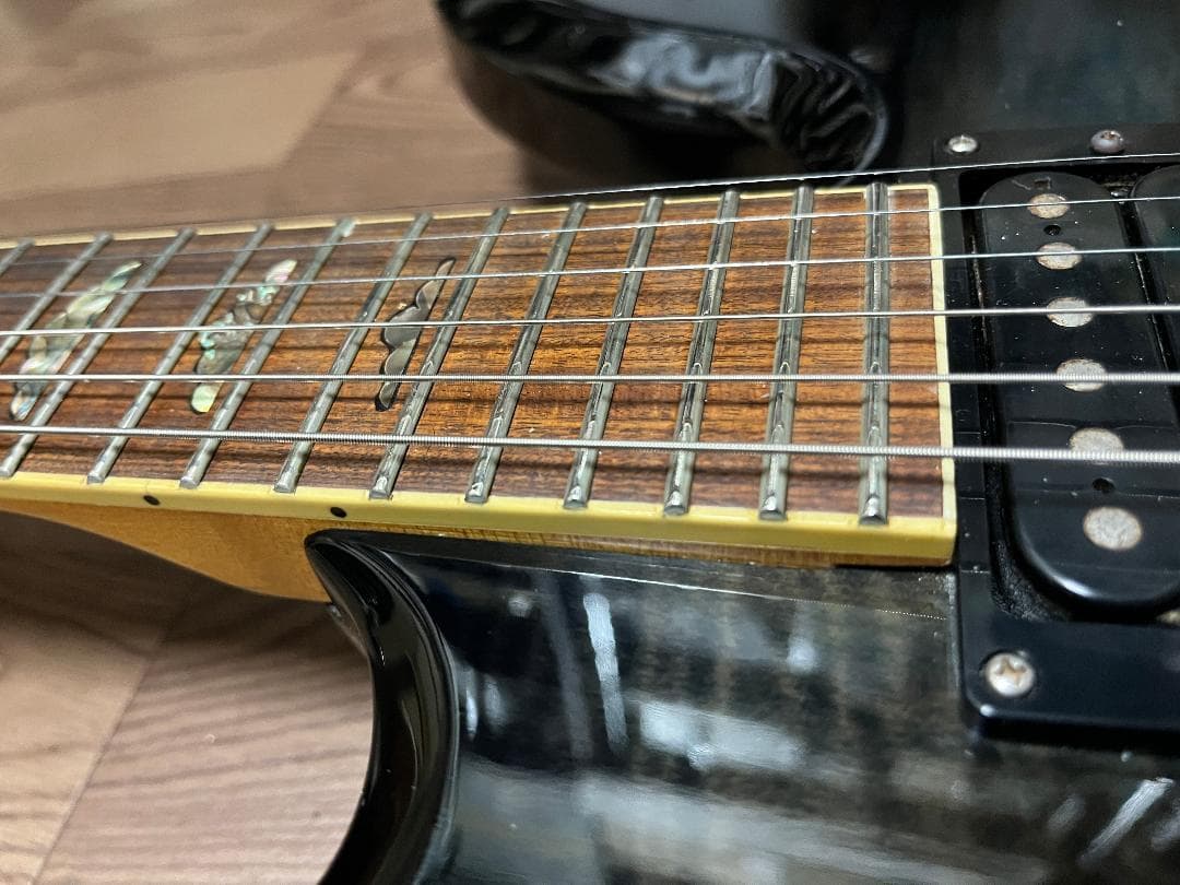 B.C.RICH モッキンバード ギター Mockingbird　虎目ブラック