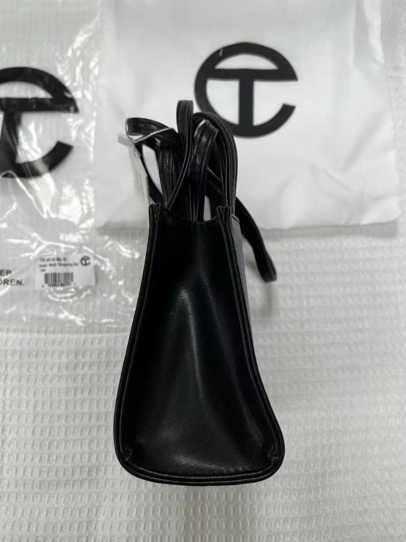 Telfar ブラック ショルダーバッグ