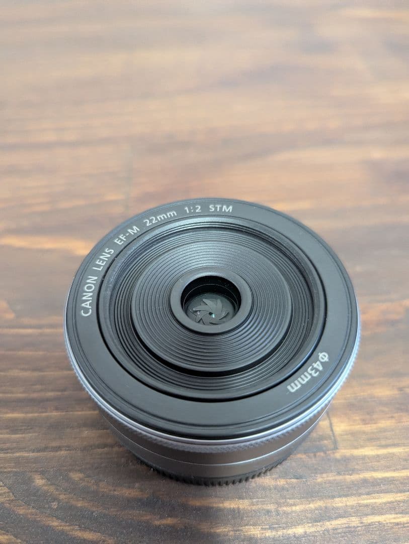 Canon EOS Kiss M ホワイト ダブルレンズ 　美品