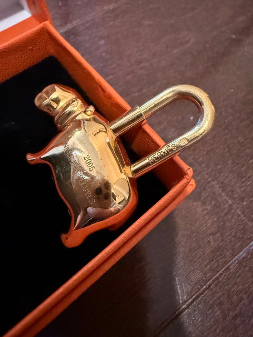 HERMES エルメス ヒポポタマス カバ カデナ チャーム カバ ゴールド 金