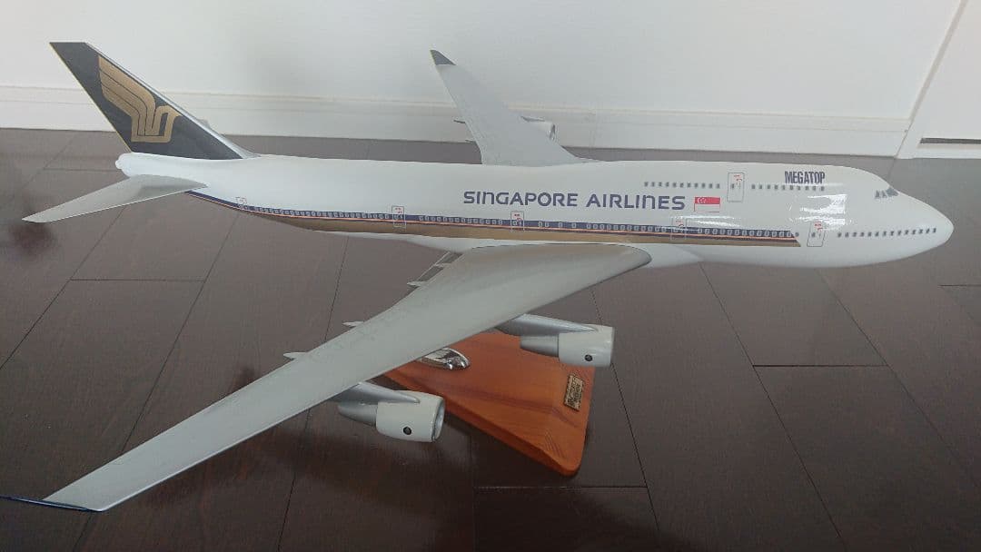 レア物！！SINGAPORE AIRLINE BOEING747-400模型