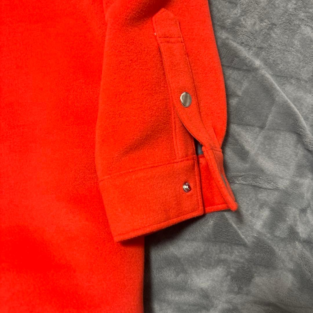 LIBEIRO 赤いフリースジャケット 2025年　mサイズ完売品